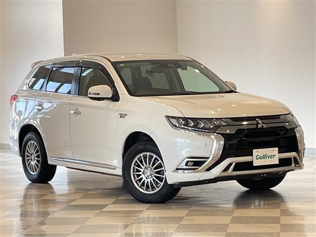 アウトランダーPHEV 2.4 G プラスパッケージ 4WD 4WD 修復歴無し