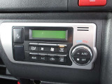 オートエアコン対応しております。納車時にはエアコンフィルターは交換お渡しになります。