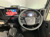 【運転席・助手席】スッキリとしたハンドル周りで使い勝手がいいです★
