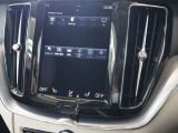 またラジオやCD、Bluetooth、USBメモリ、iPodなど様々なメディアが再生可能です