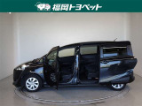 両側パワースライドドア付きだから、狭い駐車スペースなどでの 乗り降りラクラク!小さなお子さまのいるご家庭には嬉しい装備。