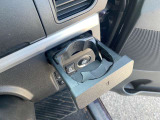 運転席ドリンクホルダーです。