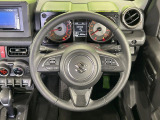 【純正革巻きステアリング】上質な革を使用することで、手にしっかり馴染みとても運転しやすいハンドルです♪