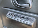 ☆クルマ買ったらエンジンオイル無料のテクノオートリアルです。納車時より走行距離4000キロ又は6ヶ月に一回のペースでご来店していただければ、エンジンオイル交換が無料です!工賃・オイル代金が0円!