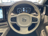 XC60 B5 AWD モメンタム 4WD 4WD 本革シート
