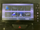 【ナビ】TV/Bluetoothオーディオなど多彩なメディアに対応したメモリーナビを装備しています。