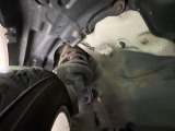 お車を安心してお乗りいただく為には、足回りの定期点検が欠かせません。サービスサポート(有償保証)では無料点検もご提供しており、安心のカーライフをお過ごしいただけるサポート体制が整っています。