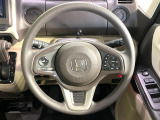 【ステアリングスイッチ】運転中、前方から目線をそらすことなく、オーディオ等の操作が可能な便利機能!安心&快適なドライブを演出してくれます♪