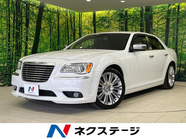 300 C ラグジュアリー 