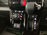【電動パーキング】指先だけで簡単に操作が可能な電動パーキングブレーキを搭載♪渋滞時や信号待ちで便利なオートブレーキホールド機能も搭載☆