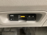 ETCが付いてます。ETC搭載車しか通過できないスマートICが利用できるようになりますよ!現在スマートICの設置箇所も増えてきているので、高速道路利用の幅が広がりますね☆