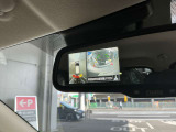 空から見たような映像で駐車ができるアラウンドビューモニター。ひと目でわかるセンサーに前後の衝突被害軽減ブレーキ付き。