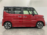 後席両側電動スライドドア☆開け閉めの際に隣の車や壁にぶつける心配もありません。