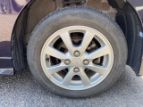 【タイヤ・ホイール】 純正14インチアルミホイール タイヤサイズ《155/65R14》になります。