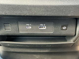 USB充電ポートがついています。