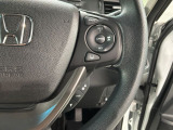 クルーズコントロールを装備しています。高速道路などで一定の速度で走ってくれるので運転が楽ですよ!速度を設定できますので、スピードの出しすぎにも注意できます。