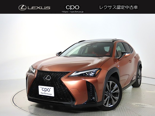 UX 300h Fスポーツ 4WD 