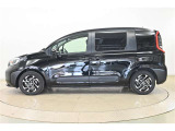 両側パワースライドドア付きだから、狭い駐車スペースなどでの乗り降りラクラク♪小さなお子さまのいるご家庭には嬉しい装備です。