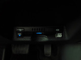 ETC2.0車載器付きです。高速道路の料金所もスムーズに通過できます。
