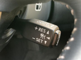 【クルーズコントロール】高速道路で便利な機能です!!アクセルを離しても一定速度で走行ができる装備です。加速減速もスイッチ操作でOKです。