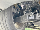 お車を安心してお乗りいただく為には、足回りの定期点検が欠かせません。サービスサポート(有償保証)では無料点検もご提供しており、安心のカーライフをお過ごしいただけるサポート体制が整っています。