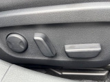 【パワーシート】スイッチ一つで簡単にシートの微調整が可能!電動だから力もいりません!快適なシートポジションにセットして、快適なドライブをお楽しみください。