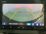 【バックモニター】後ろのカメラの映像をモニターに映し出すことができます!後方の見えない死角や、障害物との距離感をしっかり確認することができます!駐車が苦手な方におすすめです。