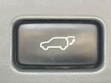 【パワーバックドア】スマートキーや運転席のボタンを押すだけでリアゲートが自動で開閉します!荷物を持っている時や、高い位置にあるバックドアを閉める際に便利な機能です♪