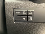 各種機能の切替スイッチは運転席パネル下に集約されています。任意で切り替え可能なため状況に合わせてお使いください。