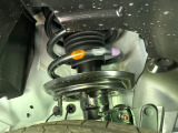 お車を安心してお乗りいただく為には、足回りの定期点検が欠かせません。サービスサポート(有償保証)では無料点検もご提供しており、安心のカーライフをお過ごしいただけるサポート体制が整っています。