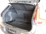また床下にも収納スペースがあり、普段は使わない小物をスマートに隠す事ができます 脱着したトノカバーもピッタリと収められます
