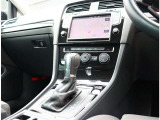 各店舗には在庫のカテゴリーやコンセプトに応じたプロを配置。お客様のご利用シーンやご要望をお聞かせ下さいませ。