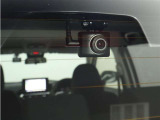 リヤ用ドライブレコーダー装備!これがあれば、相手方が危険運転をしてきた場合などでも客観的に証明でき、事故や事件の直接的な証拠の確保にも生り得ます。