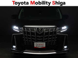 フロントフォグランプ装着車です。車両周辺も明るく見やすく照らしますので夜間走行も快適です。