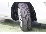 タイヤサイズ 175/65R15。