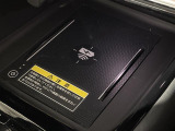 【ワイヤレス充電器(Qi)】走行中にスマートフォンをワイヤレスで充電できます!