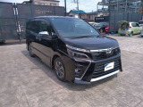 広々とした車内空間に優れた燃費性能。更にデザインも上質で人気のお車です!