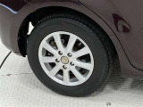 タイヤサイズは195/65R15!社外アルミホイール!納車前の点検時にタイヤ交換させていただきます!