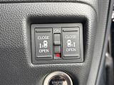 【 両側パワースライドドア 】運転席から後席スライドドアを開け閉めできます!//