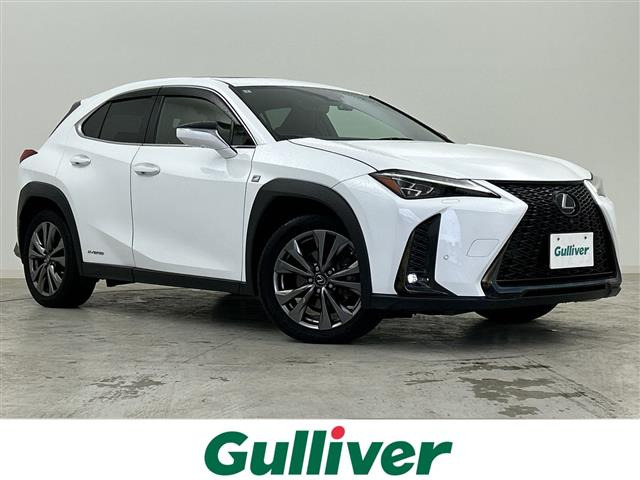 UX 250h Fスポーツ 4WD 本革シート