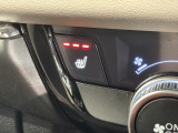 シートヒーターが付いています!寒い日に便利な装備ですね。