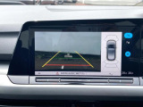 前後パーキングセンサー&リアビューカメラで、車庫入れも安心です。パーキングセンサーは音だけでなくモニターで接近情報を確認出来てより安心です。