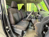 運転席シート廻りは使用感も少なく、良好な状態となっています。丁寧に使われていたことがよくわかりますね。