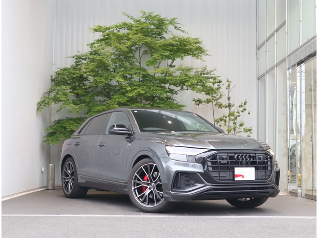 Q8 55 TFSI クワトロ Sライン 4WD 