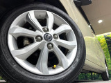 【純正14インチアルミホイール】外観にマッチした純正アルミホイールを装着しております。各種社外アルミホイールや、スタッドレスタイヤも取扱いしております。是非ご相談ください♪