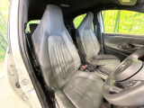 運転席シート廻りは使用感も少なく、良好な状態となっています。丁寧に使われていたことがよくわかりますね。