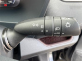 【オートライト】は、付け忘れや消し忘れを防ぐことができます。高速道路などのトンネルなどにも役立ちます♪