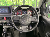 ステアリングも使用感が少なく、きれいな状態となっております♪