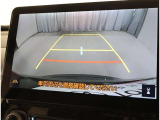 バックモニター付なので後退時に後方が見えるので安心。 車は構造上、死角がたくさんなので万が一を考えると必須ですね。 あくまで補助の為の装備、バックは目視で確認する事が重要ですよ。