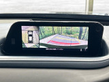 【360&deg;ビューモニター】専用のカメラにより、上から見下ろしたような視点で360度クルマの周囲を確認することができます☆死角部分も確認しやすく、狭い場所での切り返しや駐車もスムーズに行えます。